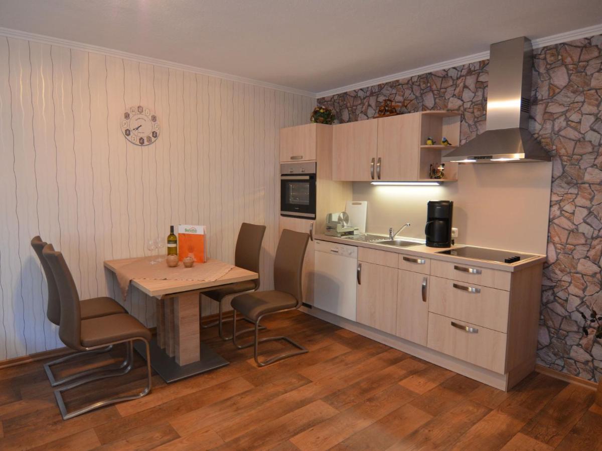 Modern Holiday Home Idyllic Setting With Terrace 메데바흐 외부 사진